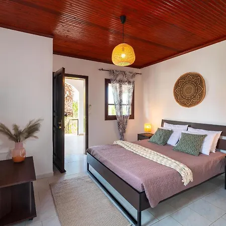 Villas Mina Villa Gennadi